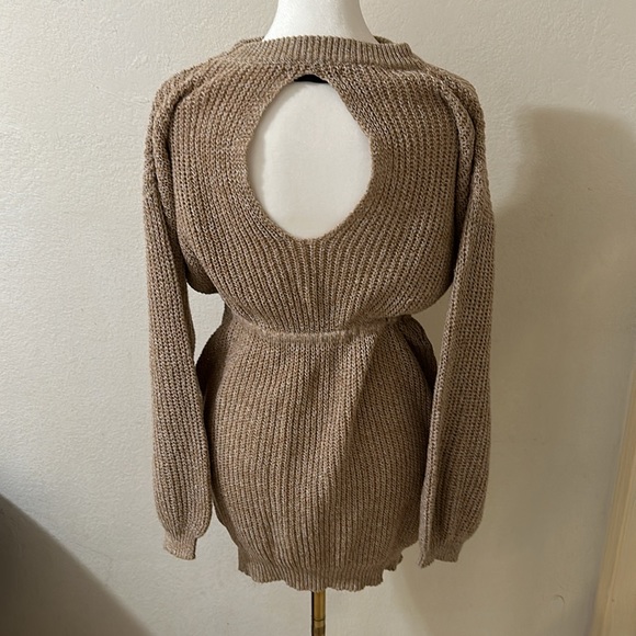 Classy Dress Sweater with self tie on waist - Picture 2 of 2